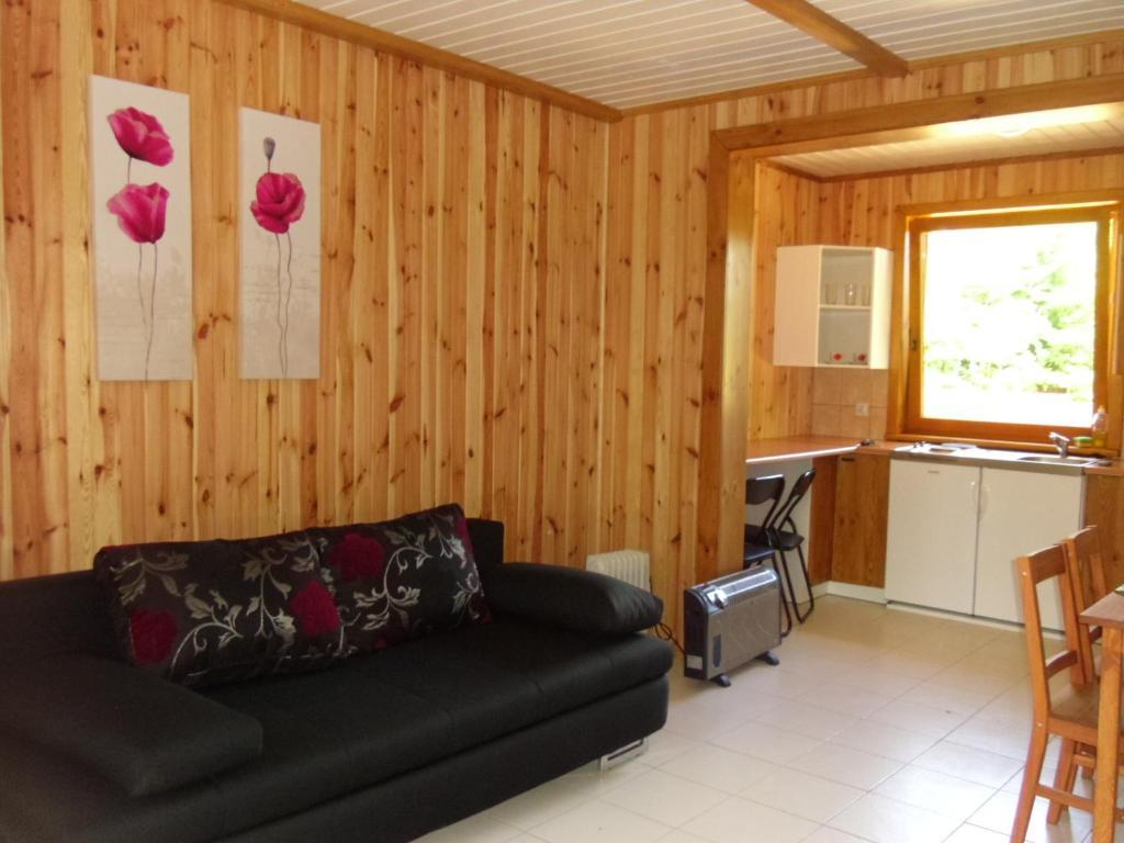 Domki Nad Jeziorem Karlowice Room photo